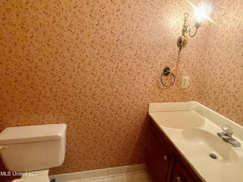 121 Hillcroft Pl, Jackson, MS 39211 photo 8