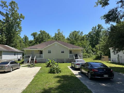 20033 Sunshine Dr #A & B, Long Beach, MS 39560