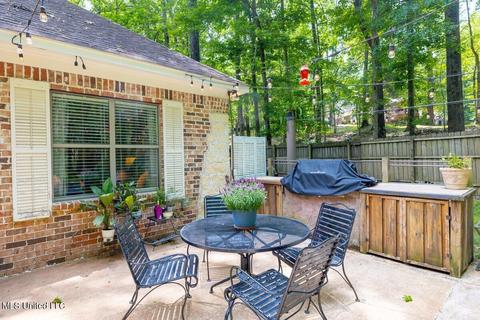 2405 Oak Creek Dr, Hernando, MS 38632 photo 8