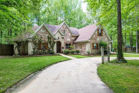 2405 Oak Creek Dr, Hernando, MS 38632 photo 2