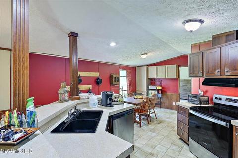2664 Star Rd, Florence, MS 39073 photo 8