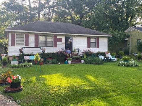 703 Verdemont Dr, Jackson, MS 39209