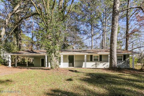 3164 Fleetwood Dr, Jackson, MS 39212