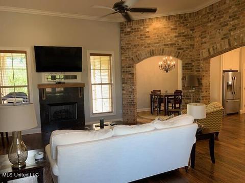 170 Amethyst Dr, Brandon, MS 39047 photo 7