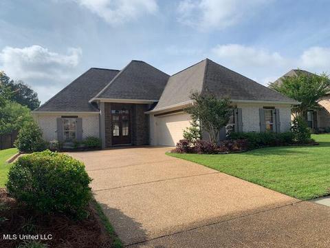 170 Amethyst Dr, Brandon, MS 39047