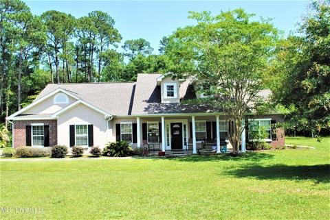 12415 Raintree Pl, Biloxi, MS 39532
