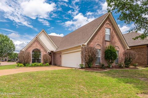 2916 Boffin Dr, Southaven, MS 38672