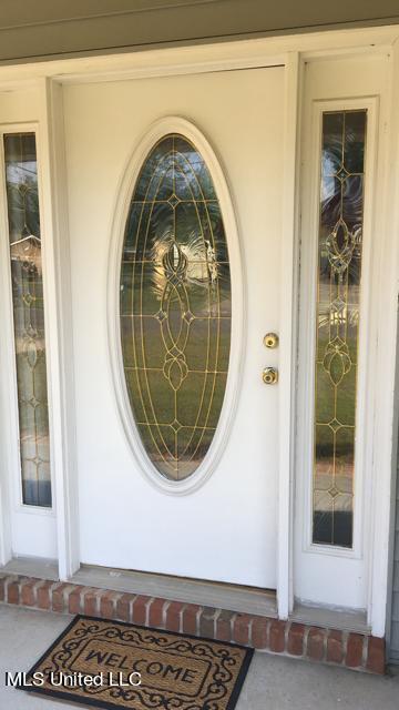 810 E Old Pass Rd, Long Beach, MS 39560