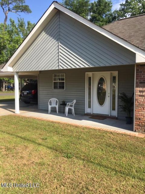 810 E Old Pass Rd, Long Beach, MS 39560 photo 2