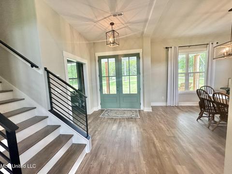 3649 Myrtlewood Dr, Hernando, MS 38632 photo 2