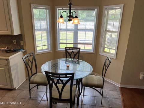 223 Holmar Dr, Brandon, MS 39047 photo 7