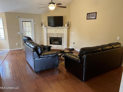 223 Holmar Dr, Brandon, MS 39047 photo 5