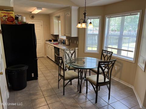 223 Holmar Dr, Brandon, MS 39047 photo 8