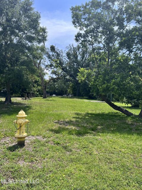 Strangi Avenue, Biloxi, MS 39530