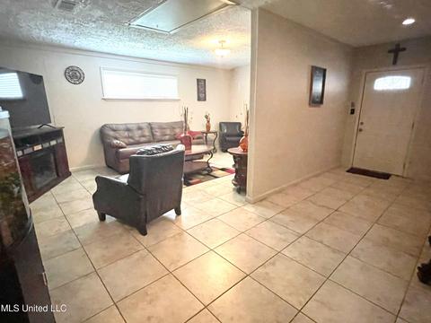 532 Dartmount Dr, Jackson, MS 39209 photo 3