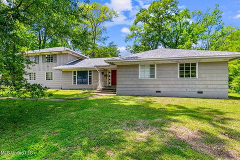 3711 Old Canton Rd, Jackson, MS 39216