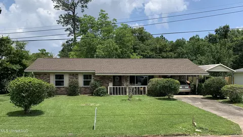118 Alverado Dr, Long Beach, MS 39560