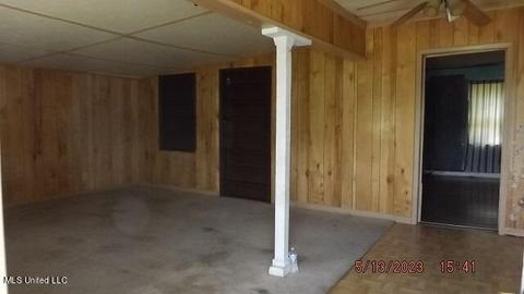 3305 James Rd, Enid, MS 38927 photo 2