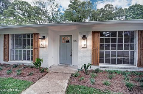 55 Summit Pl, Brandon, MS 39042