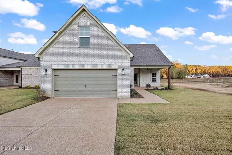 Exterior - 3074 Meadows Way, Hernando, MS 38632 photo 8 of 8