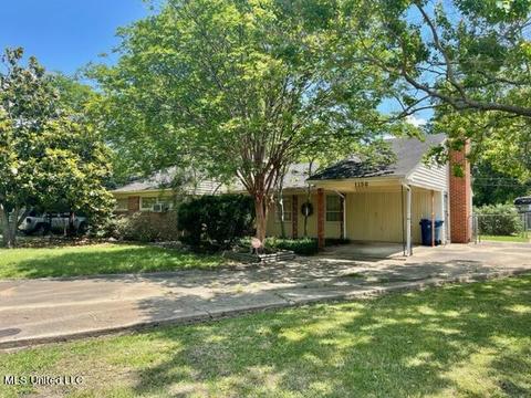 1136 Rose Cir, Clarksdale, MS 38614