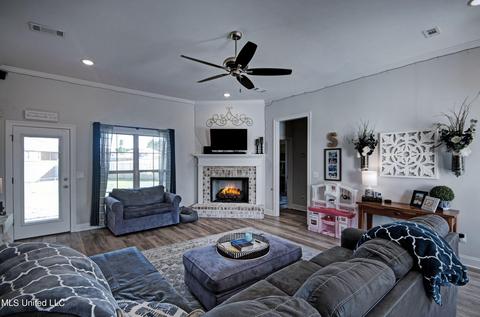 105 Chartleigh Circle Cir, Canton, MS 39046 photo 5