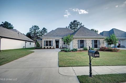 165 Shore View Dr, Madison, MS 39110