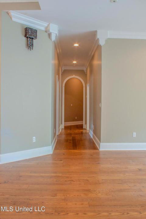 8 Carters Grv, Jackson, MS 39211 photo 29