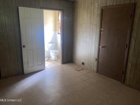 1166 Killarney St, Jackson, MS 39212 photo 6