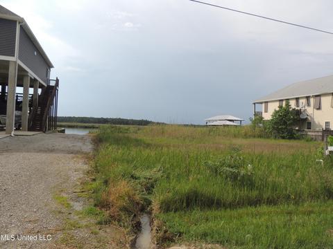 0 Devon St, Bay Saint Louis, MS 39520