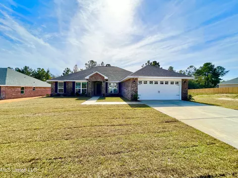 15720 Rachael Dr, Gulfport, MS 39503