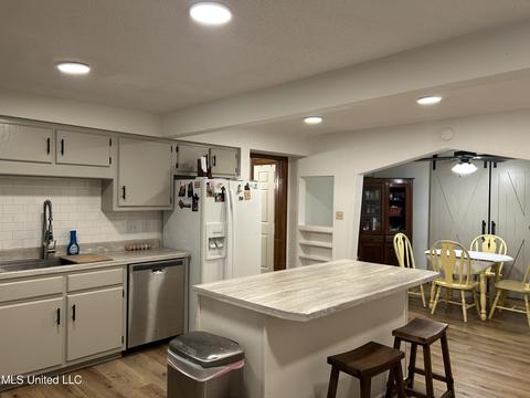 17 E Valley St, Hernando, MS 38632 photo 5