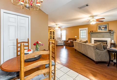 602 Mockingbird Cir, Brandon, MS 39047 photo 9