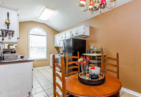 602 Mockingbird Cir, Brandon, MS 39047 photo 8