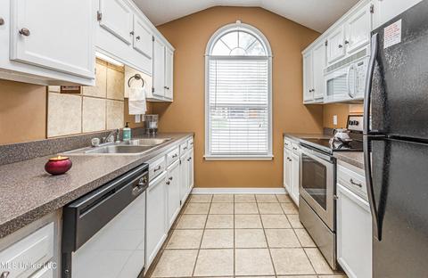 602 Mockingbird Cir, Brandon, MS 39047 photo 10