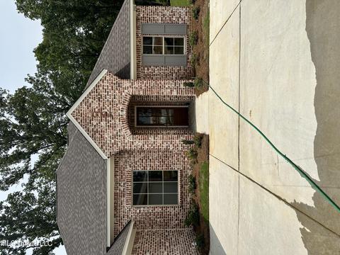 230 Crestwood Pl, Madison, MS 39110