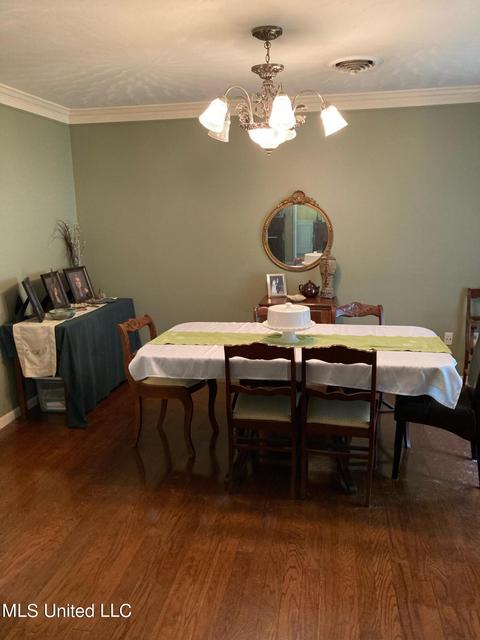 5329 Briarfield Rd, Jackson, MS 39211 photo 9
