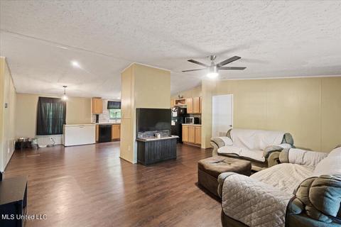 2400 Hillside Ln, Lucedale, MS 39452 photo 8