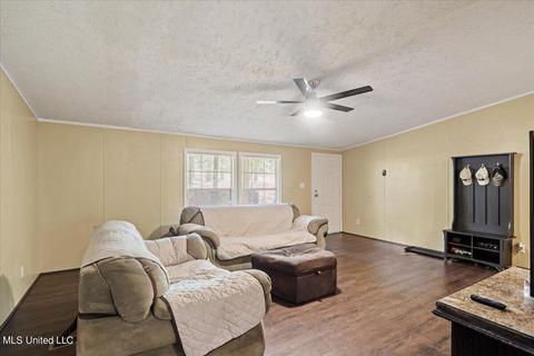 2400 Hillside Ln, Lucedale, MS 39452 photo 10