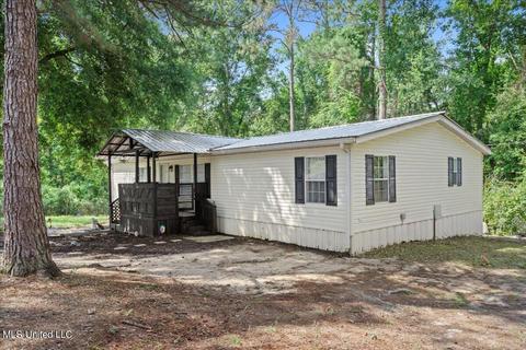 2400 Hillside Ln, Lucedale, MS 39452 photo 4