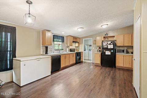 2400 Hillside Ln, Lucedale, MS 39452 photo 14