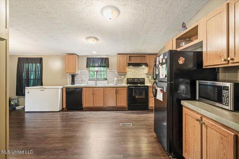 2400 Hillside Ln, Lucedale, MS 39452 photo 13