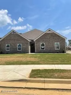 2194 Hyacinth Ln, Hernando, MS 38632