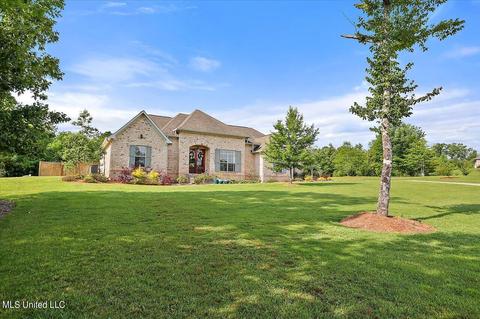 509 Quinlan Ct, Brandon, MS 39047