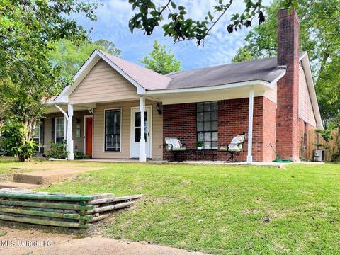100 Eager St #B, Clinton, MS 39056 photo 2