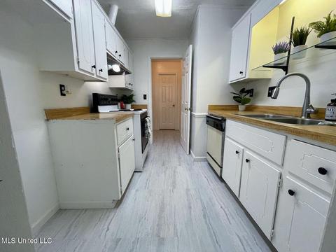 100 Eager St #B, Clinton, MS 39056 photo 12