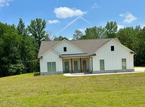190 Carrington Rd, Byhalia, MS 38611