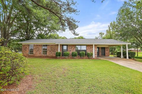 1228 Muse Rd, Florence, MS 39073