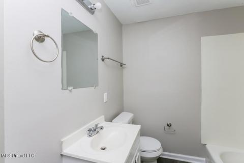 357 Broadmoor Dr, Jackson, MS 39206 photo 9