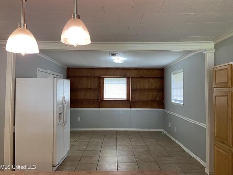 3632 Cochran Ave, Moss Point, MS 39562 photo 5
